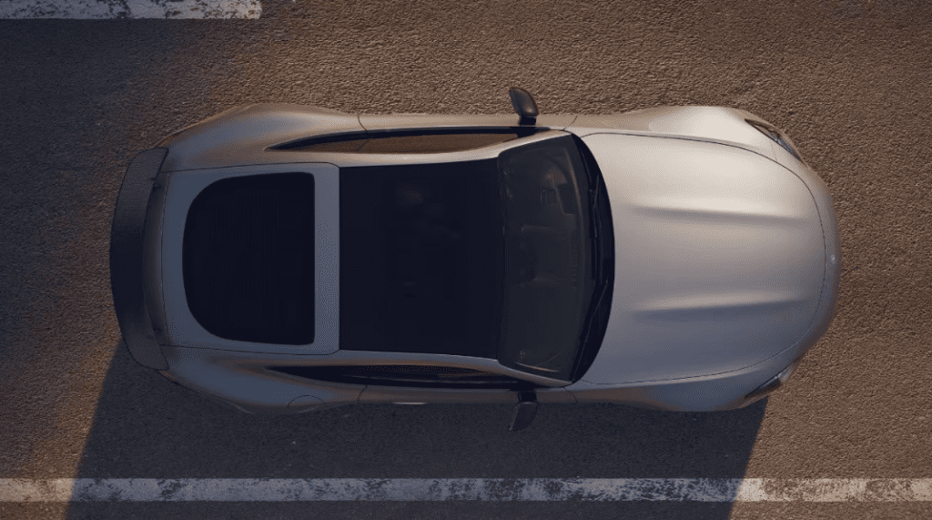 Nouveau design plus racé
Les ailes exposées et l'avant plus large du modèle huit cylindres confèrent une allure plus racée au Nouveau Mercedes-AMG GT 63 4MATIC+.
